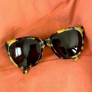 Warby Parker polarized tortoiseshell shades